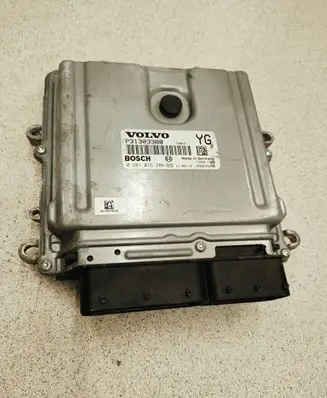 Volvo C70 Engine control unit/module 31303388 1039S33755 0281015286