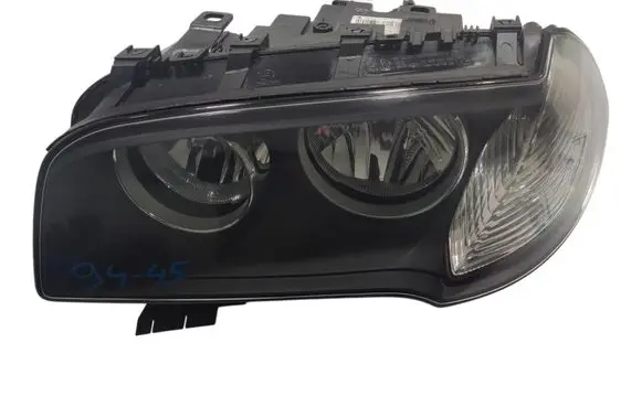 BMW X3 E83 Headlight/headlamp 7162189