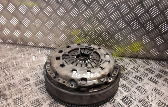 BMW 1 E81 E87 Clutch set kit 7567842 7541017