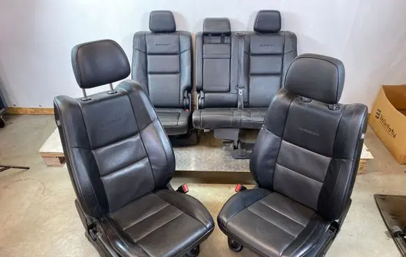 Jeep Grand Cherokee Seat set 