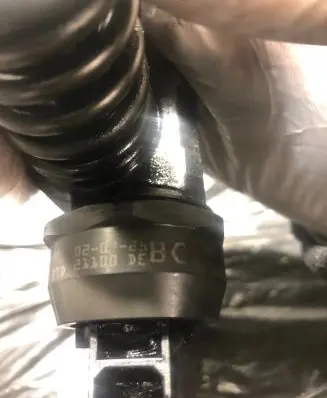 Audi A4 S4 B6 8E 8H Fuel injector 038130073AJ
