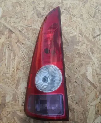Renault Espace - Grand espace IV Rear/tail lights 8200027153
