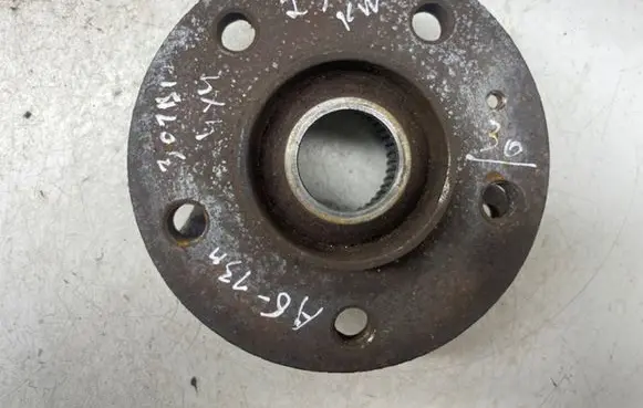 Audi A6 S6 C7 4G Rear wheel hub