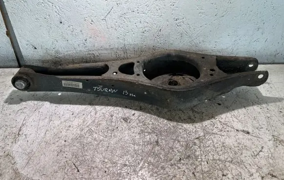 Rear upper control arm/wishbone