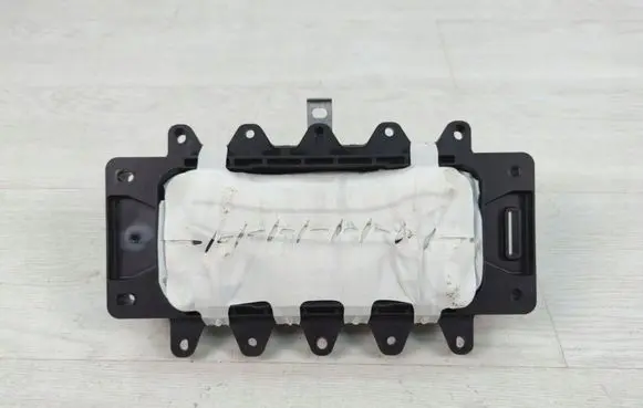 Mercedes-Benz B W247 Knee airbag A2478607302