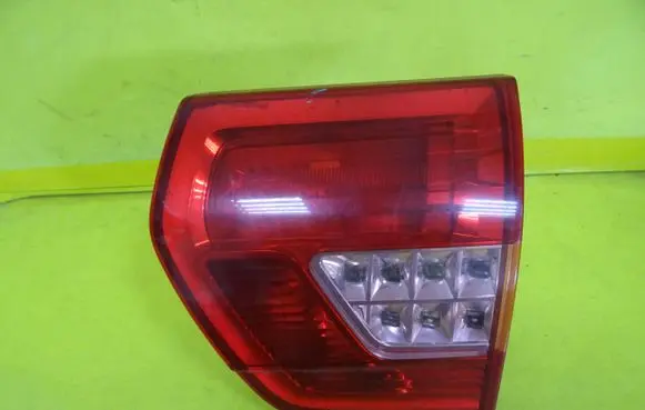Citroen C5 Tailgate rear/tail lights 9681074280