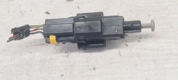 Opel Zafira A Brake pedal sensor switch 09175185 09175172 09132299