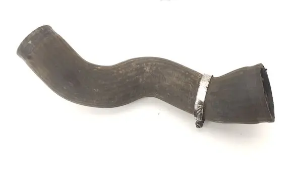 Volvo XC90 Intercooler hose/pipe 30680217