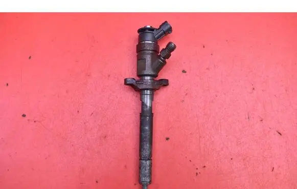 Fuel injector