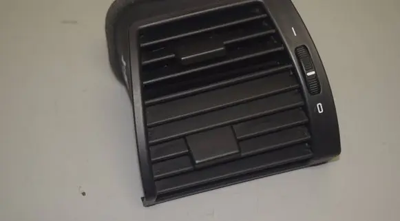 BMW X5 E53 Dashboard side air vent grill/cover trim 8402215
