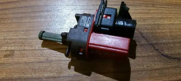 Ford Mondeo MK I Brake pedal sensor switch 95bb7c534ac 95bb-7c534-ac