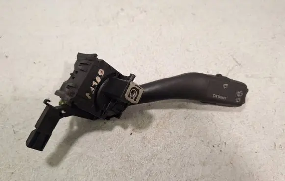 Volkswagen Golf V Wiper control stalk 1K0953519A