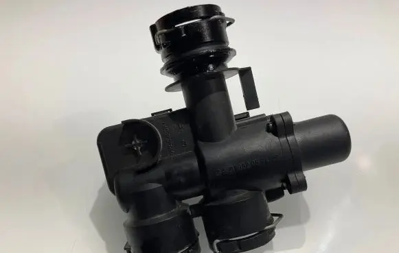 Mercedes-Benz E W211 Coolant heater control valve A2118320584 2118320584