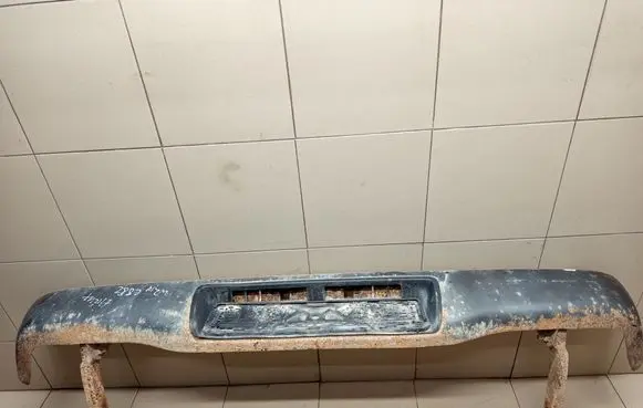 Toyota Hilux (AN10, AN20, AN30) Rear bumper 