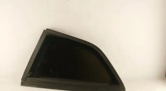 Ford Kuga II Rear side window 43R004529