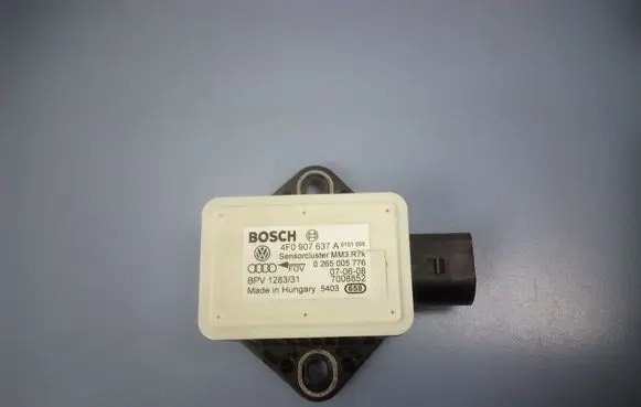 Audi A6 S6 C6 4F ESP acceleration yaw rate sensor 4F0907637A 0265005776