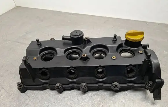 Opel Astra H Rocker cam cover 8980011422