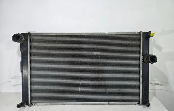 Toyota Auris E180 Coolant radiator MF422134