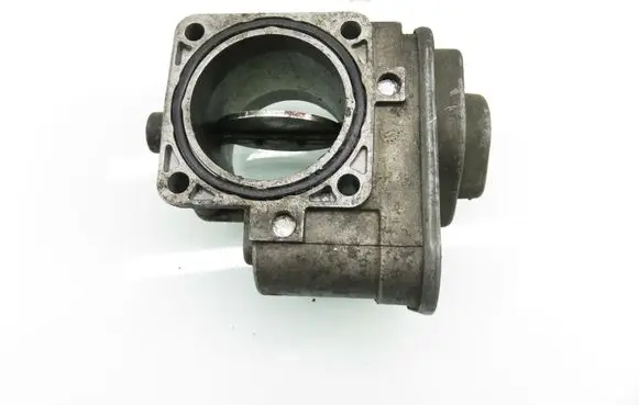 Volkswagen Golf IV Throttle body valve 038128063C
