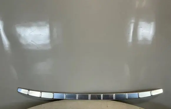 Volvo S90, V90 Rear bumper trim bar molding 