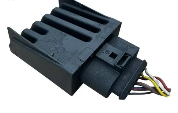 Skoda Octavia Mk3 (5E) Fuel injection pump control unit/module 3Q0906121B