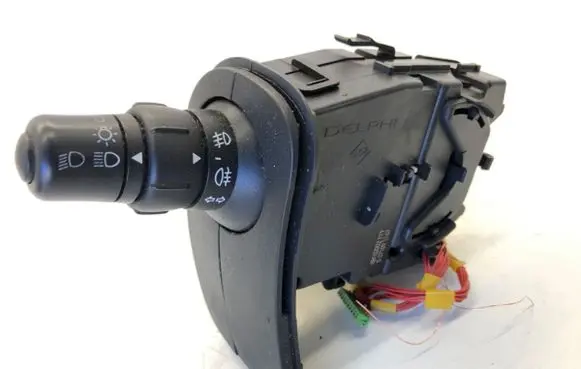 Renault Clio III Other switches/knobs/shifts 88102002