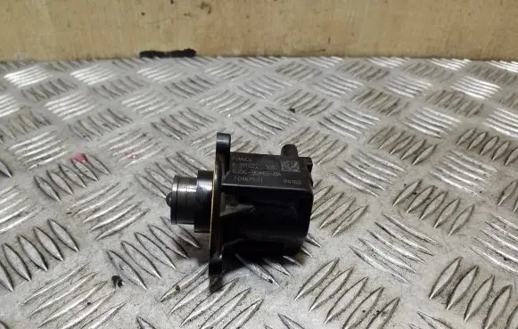 Ford Mondeo MK V Turbo solenoid valve CJ5G9U465BA