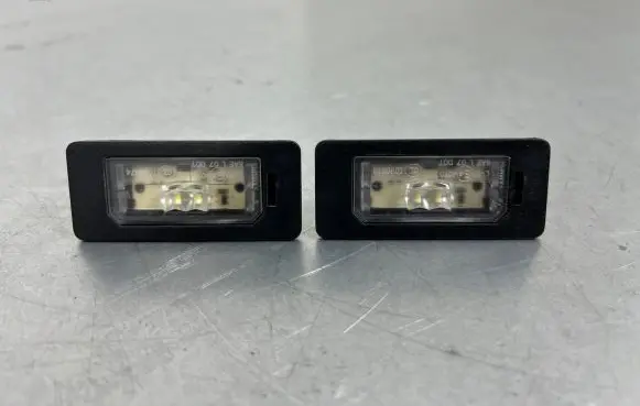 BMW 5 F10 F11 Number plate light 7193293