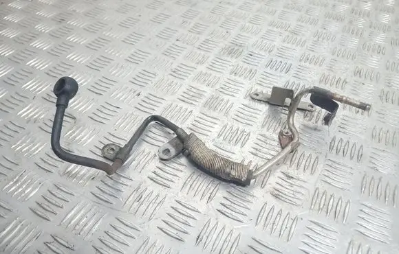Nissan Primera Turbo turbocharger oiling pipe/hose