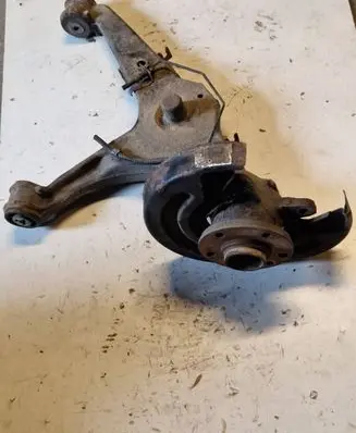 Volkswagen Multivan T5 Rear wheel hub
