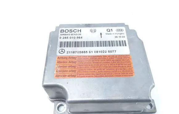 Mercedes-Benz CLS C218 X218 Airbag control unit/module A2118705885
