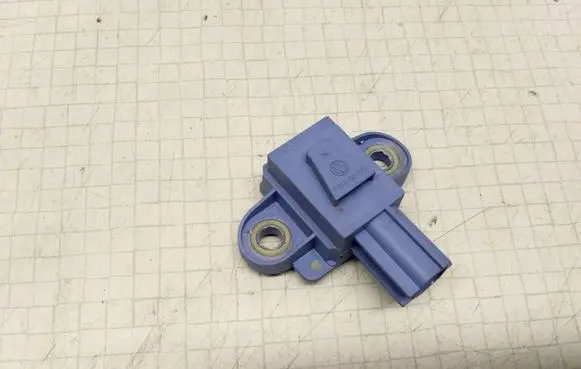 Skoda Octavia Mk2 (1Z) Airbag deployment crash/impact sensor 1K0955557A