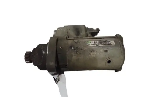 Volkswagen Golf IV Starter motor 02M911023C