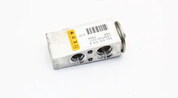 Audi TT TTS RS Mk3 8S Air conditioning (A/C) expansion valve 5Q0816679B