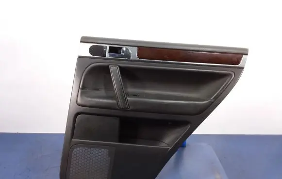 Volkswagen Touareg I Door card panel trim set 
