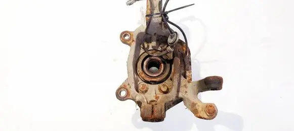 Nissan Quest Front wheel hub