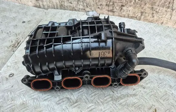 Mini One - Cooper Clubman R55 Intake manifold 7528172 V752817280