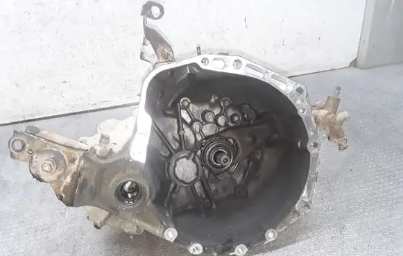 Toyota Yaris Manual 5 speed gearbox