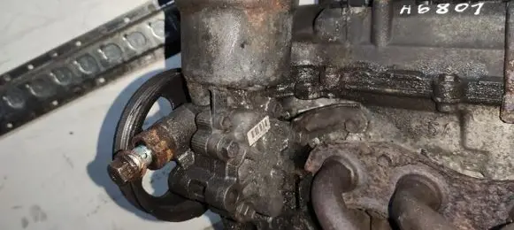 Toyota Yaris Power steering pump