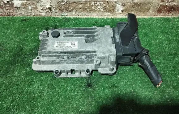 Hyundai Santa Fe Gearbox control unit/module 95440-3B732 954403B732 TCM0D22UC6