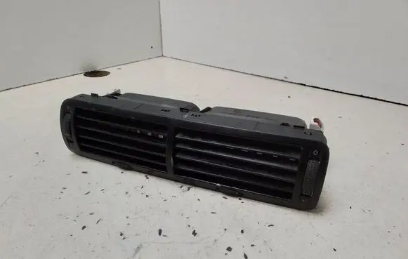 Volkswagen PASSAT B5.5 Dash center air vent grill 3B0819728D