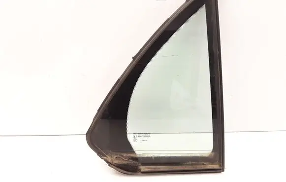 Jaguar XJ X350 Rear vent window glass 43R001026 DOT27 AS2