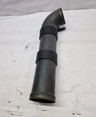 Porsche Cayenne (9PA) Air intake hose/pipe 7L5128684A