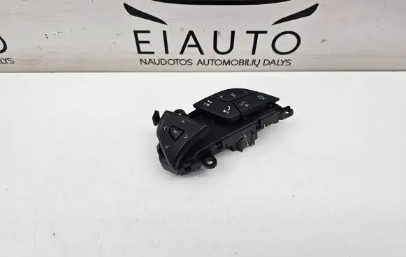 Ford Fusion II Steering wheel buttons/switches DG9T9E740DBW 081831