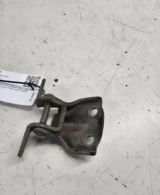 Hyundai Santa Fe Rear door lower hinge