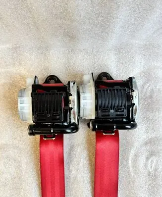 Audi A5 Rear seatbelt 8B3857805