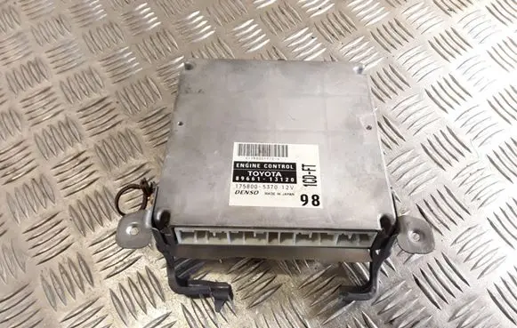 Toyota Corolla Verso E121 Engine control unit/module 8966113120 1758005370