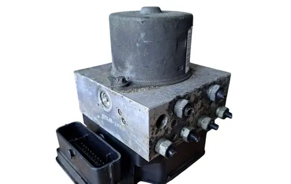 Ford Mondeo MK IV ABS Pump 7G912C405AA