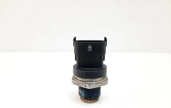 Fuel pressure sensor