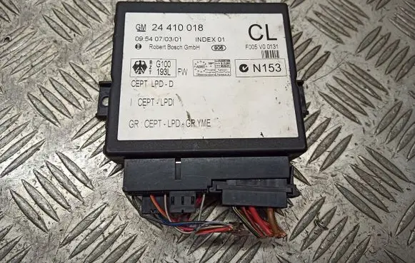 Opel Astra G Central body control module 24410018